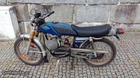 Famel XF 17