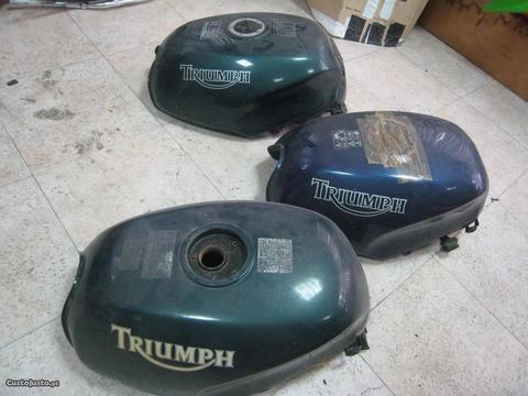 Triumph 900/1200 depósitos
