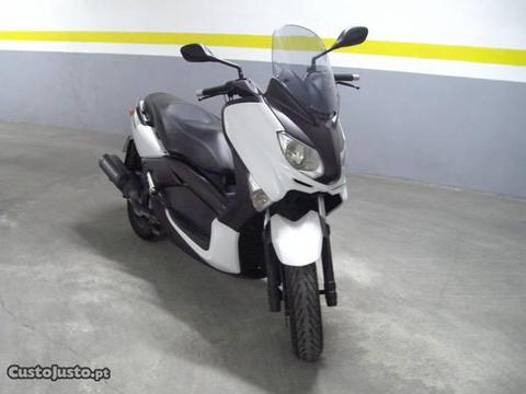 Yamaha X-Max 125 - 13200km
