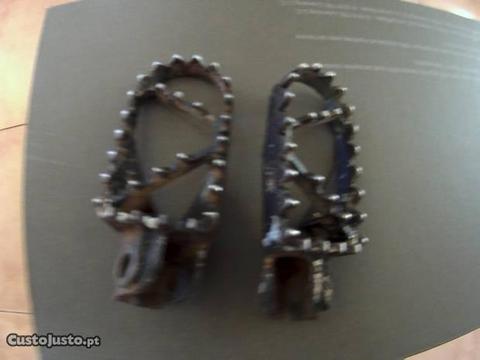 Pousa-pés ktm 125sx 2007-2010