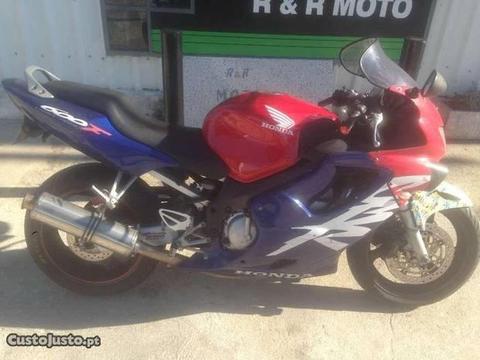 Cbr 600 f 4