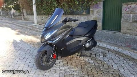 Maxi Scooter 500cc - kymco xciting R - 2012