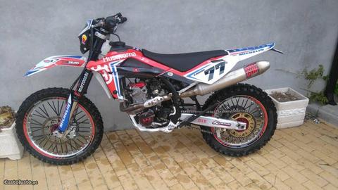 Husqvarna te250 injecção