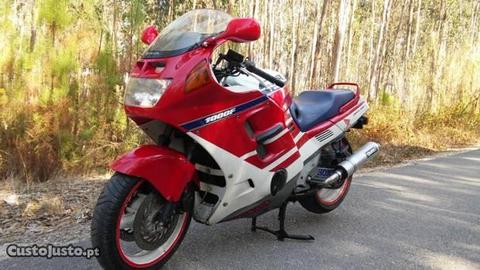 Honda CBR1000F de 1990