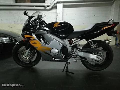 Honda cbr 600