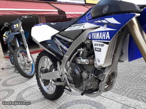 Yamaha YZF 450 ano 2015
