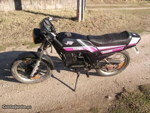 Famel zundapp xf 25 primeiro modelo