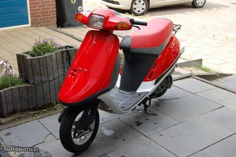 HONDA vision scooter 50cm3 bom estado