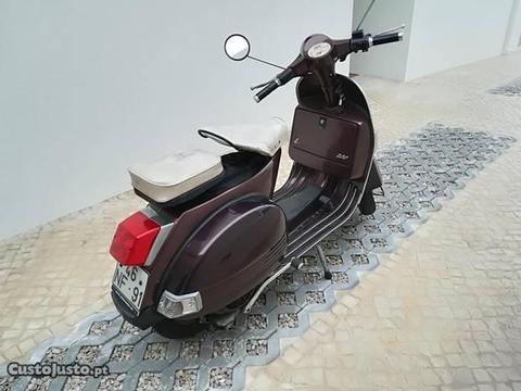 LML STAR 200 - 4 Tempos - 2012 (estilo Vespa)