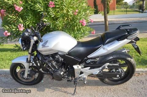 Honda CBF600N 2004 c/ 21500km