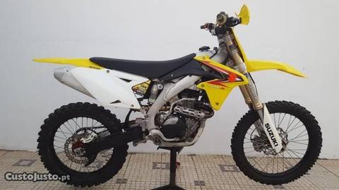 Suzuki rmz 450 matriculada