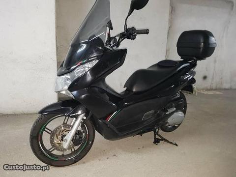 Honda pcx 125 2011 36000km com extras