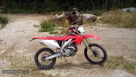 crf x 450 matriculada