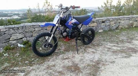 Locin 125 pitbike