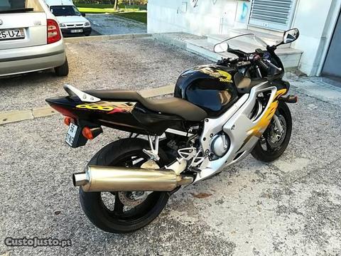 Honda cbr 600