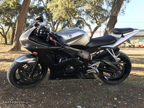Yamaha R6 86kw com tudo novo
