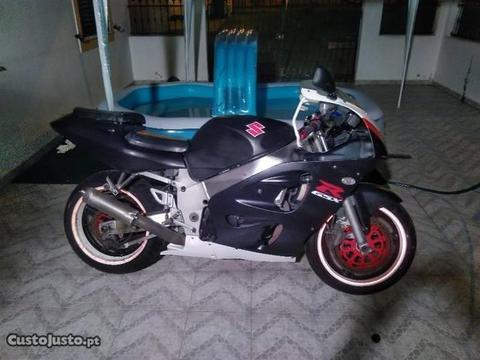 gsxr 600 srad