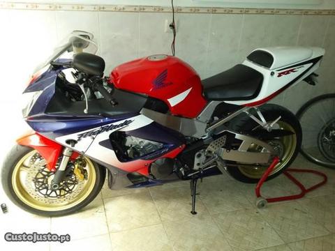 cbr900rr