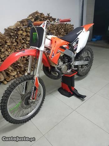 Honda cr250