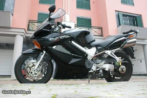 Honda VFR 800 Vtec 108 CV - 03