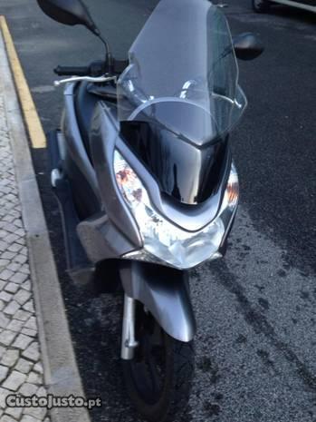 Honda pcx 125