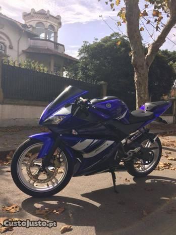 yzf r 125 (full extras)