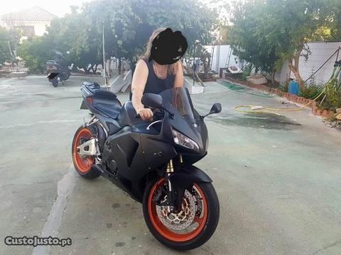 Honda CBR 600 rr 2005