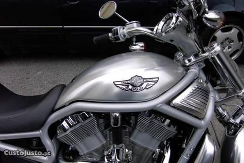 Harley-Davidson V ROD Centenário