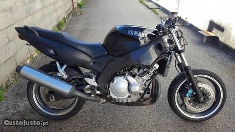 Yamaha Thundercat Yzf600R