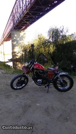 suzuki gn 250 bobber