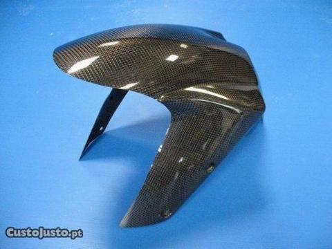 Guarda Lamas Frontal Carbono Kawasaki ZX6R (05-06)