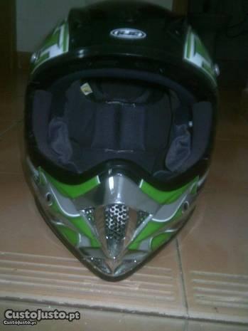 capacete lindo