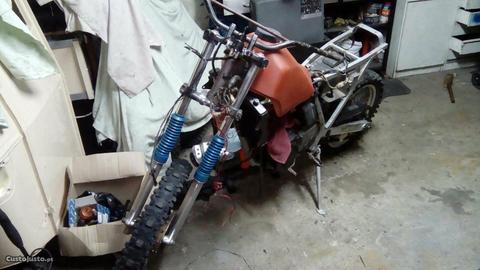 Kawazaki KLR 250,ano 85,pra peças