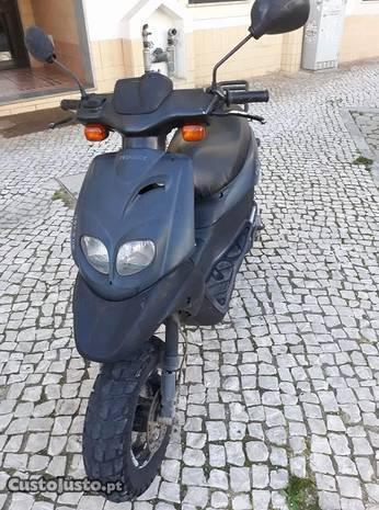 scooter usada peugeot portimao