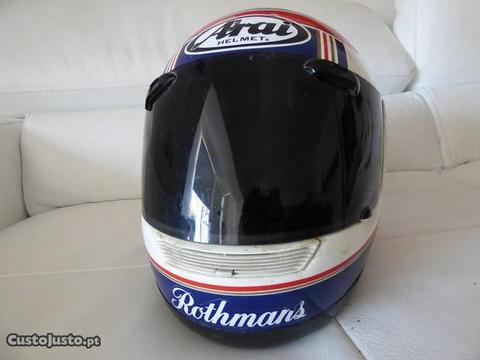 Capacete Arai (modelo da Rothmans)... Um Vintage!