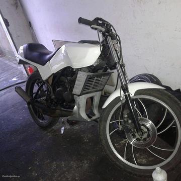 Yamaha RZ 50