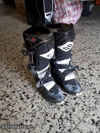 Botas motocross tamanho 40