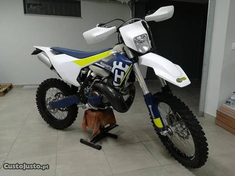 Husqvarna te 250 completamente nova 56 horas