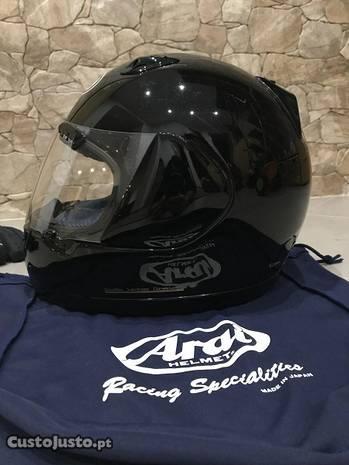 Arai capacete