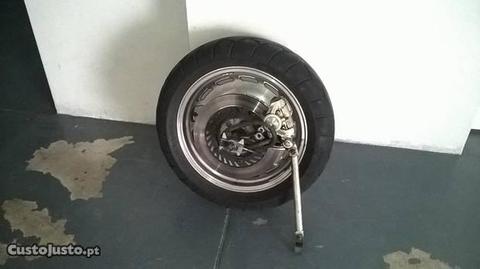 Roda traseira completa da Yamaha FZX 750
