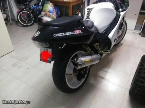 Susuki GSXR 600