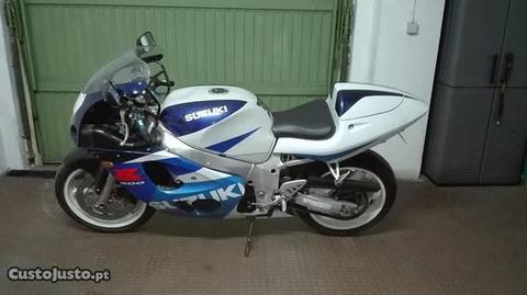 Suzuki GSXR 600