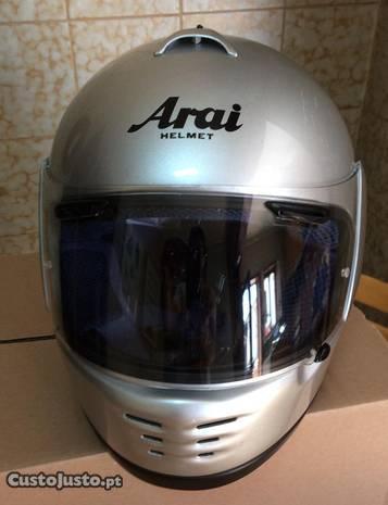 Arai capacete