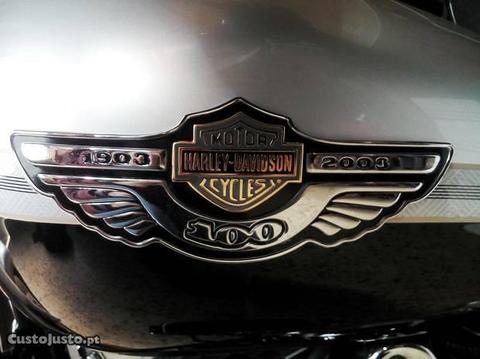 Harley comemorativa dos 100 anos