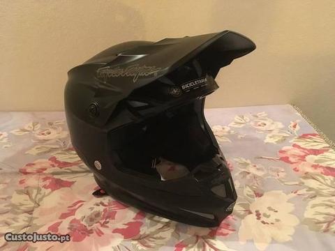 Capacete Troy Lee Designs se4