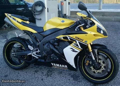 Yamaha YZF R1 50th Anniversary Edition