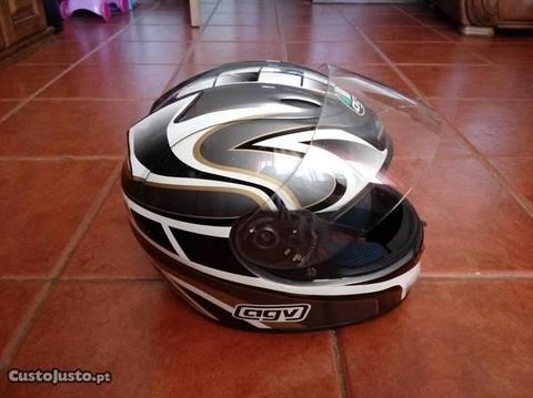 Capacete agv