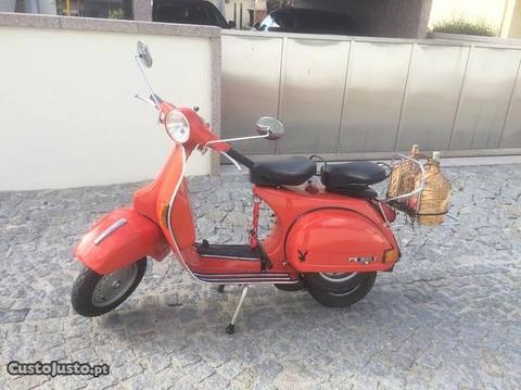 Vespa PX 200E