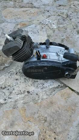 Motor casal 2 M149 reparado