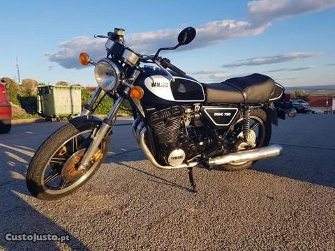 Yamaha xs750 1976